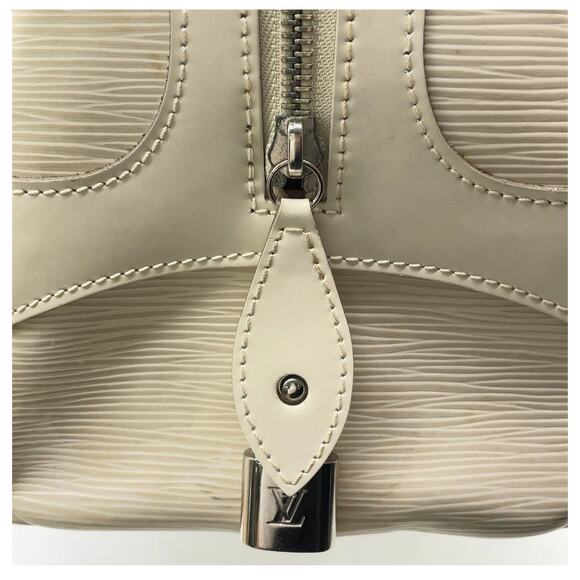 Authentic Louis Vuitton Epi Ivory Bowling Montaigne GM M5931J Handbag - Picture 16 of 16